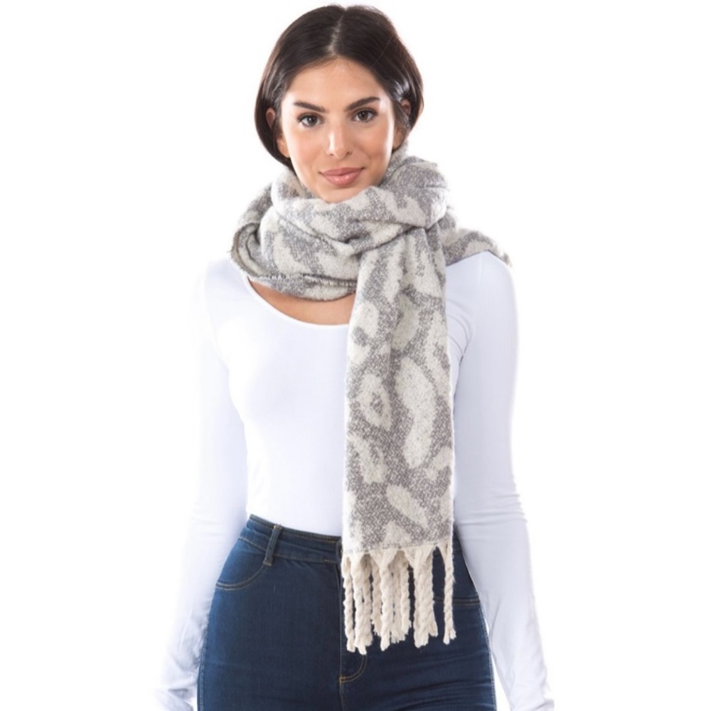Marcus Adler Women's Leopard Fringe Scarf-Brand new!